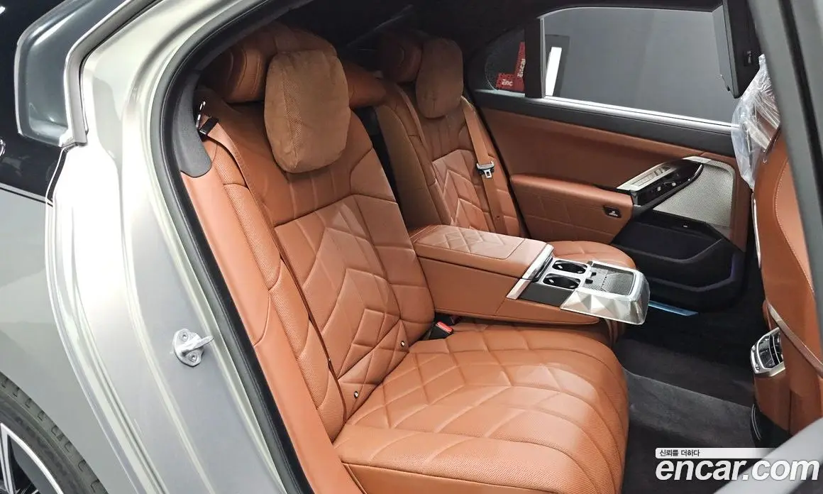 BMW 7 серия 2025 3.0 автомат (гидро), фото 17 BMW 7 серия 2025 3.0 автомат (гидро), фото 17