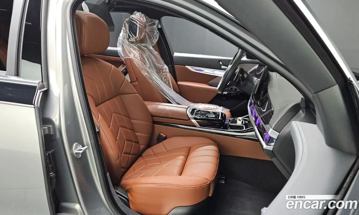 BMW 7 серия 2025 3.0 автомат (гидро), фото 18 BMW 7 серия 2025 3.0 автомат (гидро), фото 18
