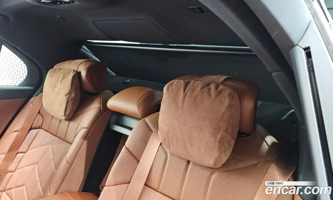 BMW 7 серия 2025 3.0 автомат (гидро), фото 34 BMW 7 серия 2025 3.0 автомат (гидро), фото 34