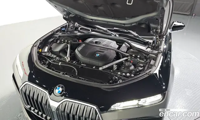 BMW 7 серия 2025 3.0 автомат (гидро), миниатюра 6 BMW 7 серия 2025 3.0 автомат (гидро), миниатюра 6