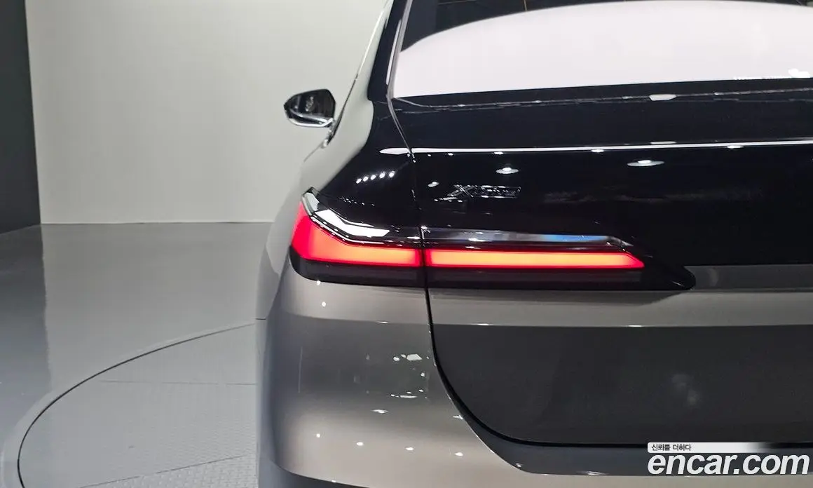 BMW 7 серия 2025 3.0 автомат (гидро), фото 9 BMW 7 серия 2025 3.0 автомат (гидро), фото 9
