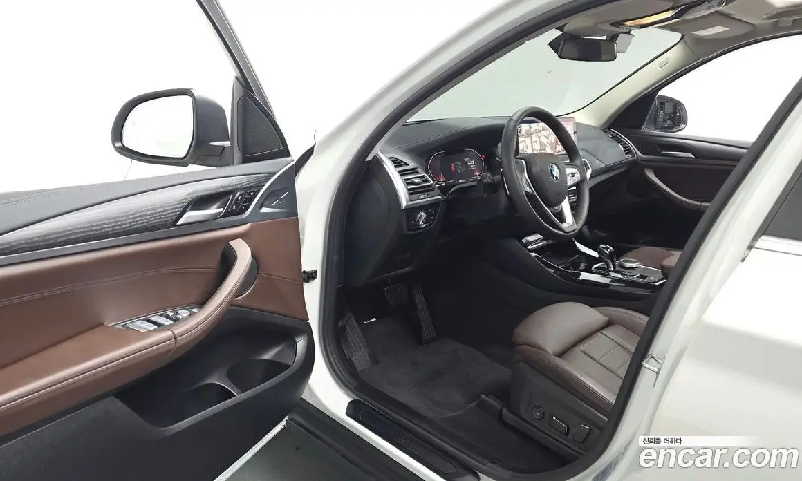 BMW X3 2024 2.0 автомат (гидро), фото 13