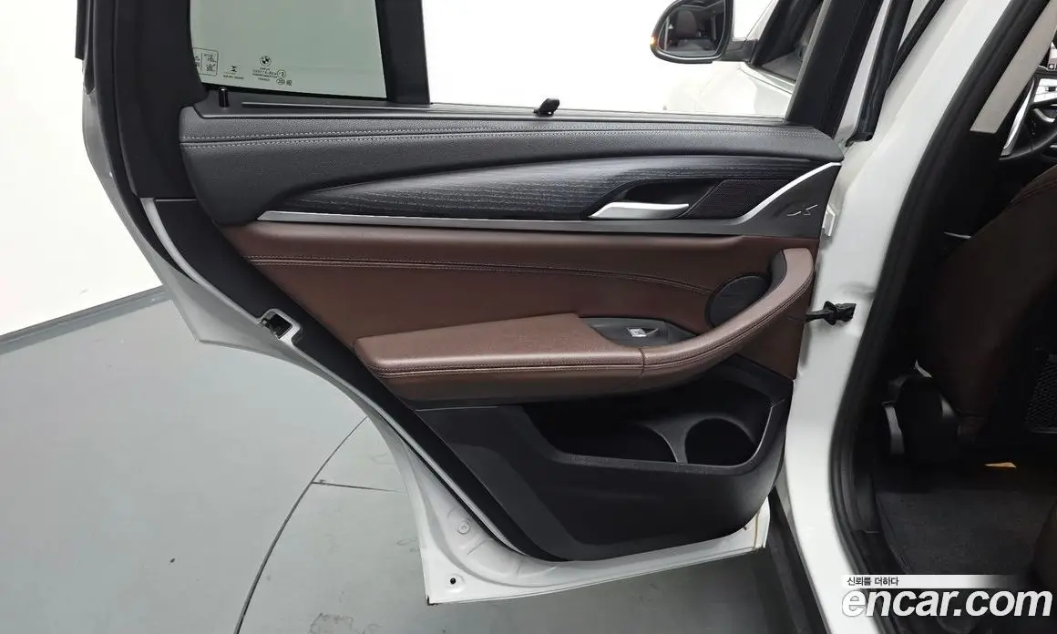 BMW X3 2024 2.0 автомат (гидро), фото 14