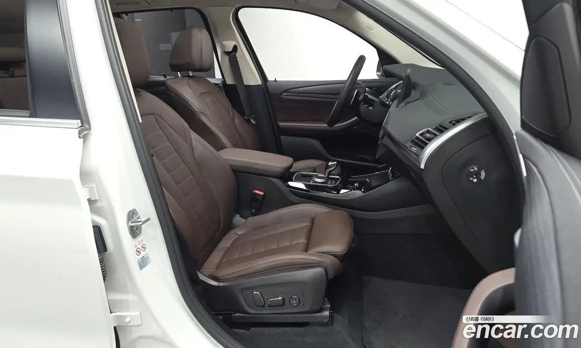 BMW X3 2024 2.0 автомат (гидро), фото 16