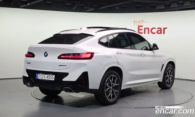 BMW X4 2023 2.0 автомат (гидро), миниатюра 2