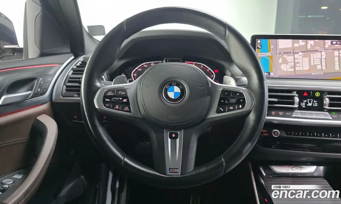 BMW X4 2023 2.0 автомат (гидро), фото 13