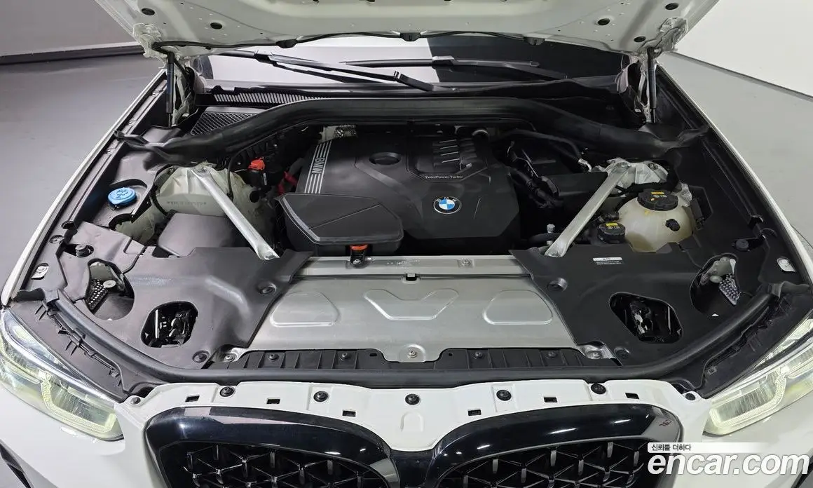 BMW X4 2023 2.0 автомат (гидро), фото 6