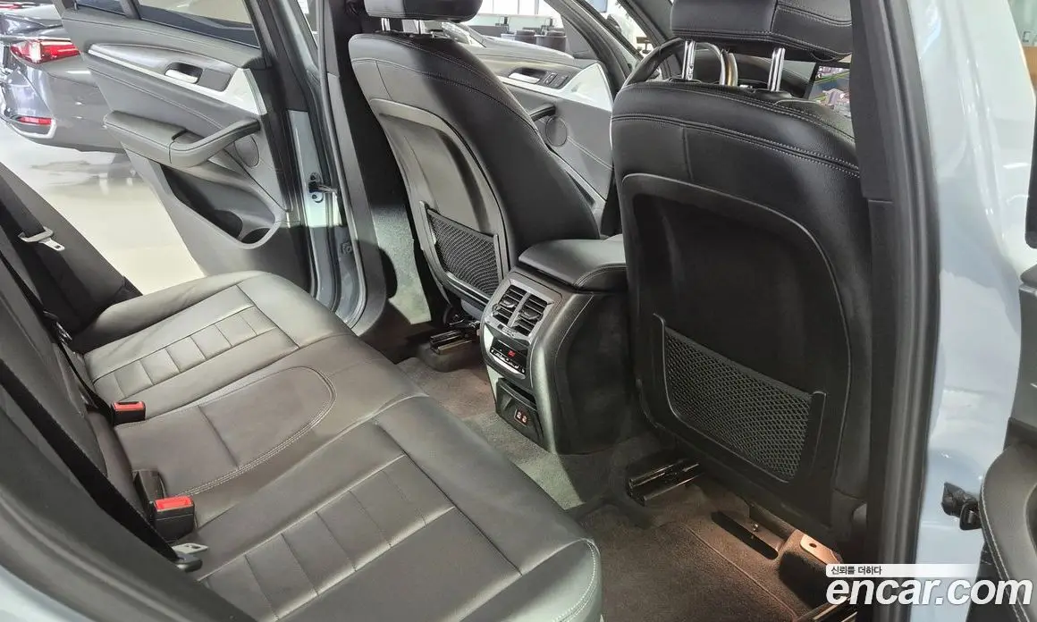 BMW X4 2023 2.0 автомат (гидро), фото 13 BMW X4 2023 2.0 автомат (гидро), фото 13