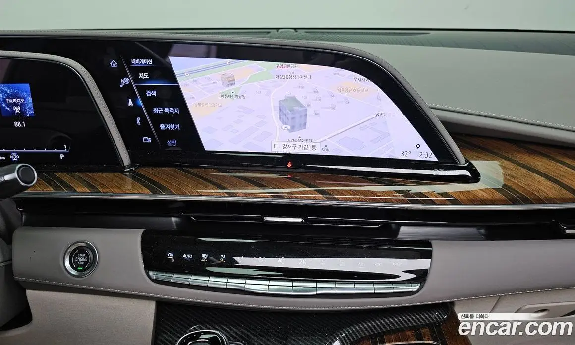 Cadillac Escalade 2023 6.2 автомат (гидро), фото 20 Cadillac Escalade 2023 6.2 автомат (гидро), фото 20