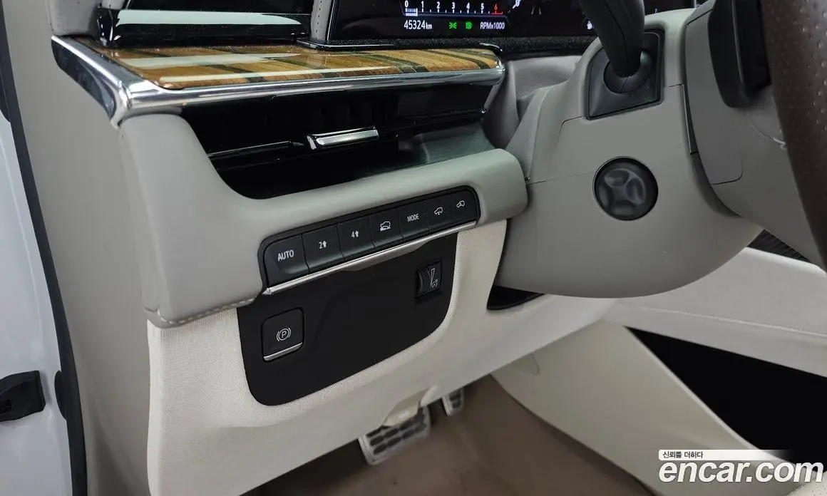 Cadillac Escalade 2023 6.2 автомат (гидро), фото 27 Cadillac Escalade 2023 6.2 автомат (гидро), фото 27