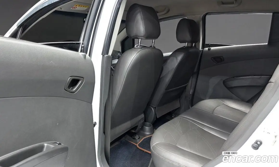 Chevrolet Spark 2014 1.0 автомат (гидро), фото 11 Chevrolet Spark 2014 1.0 автомат (гидро), фото 11