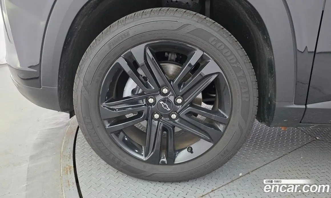 Chevrolet Trax 2025 1.2 автомат (гидро), фото 5