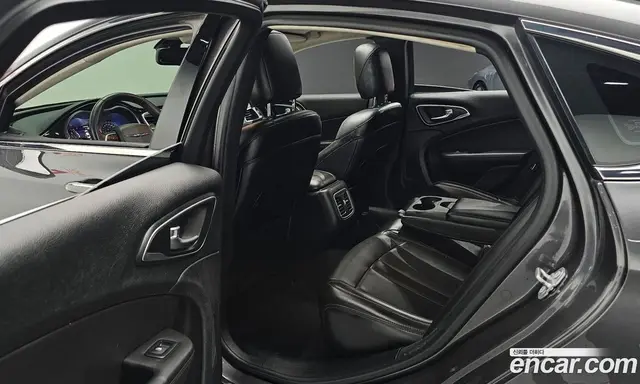 Chrysler 200 2015 2.4 автомат (гидро), миниатюра 12