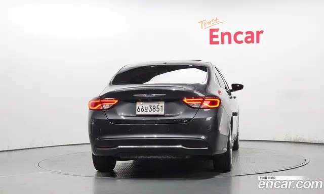 Chrysler 200 2015 2.4 автомат (гидро), миниатюра 4