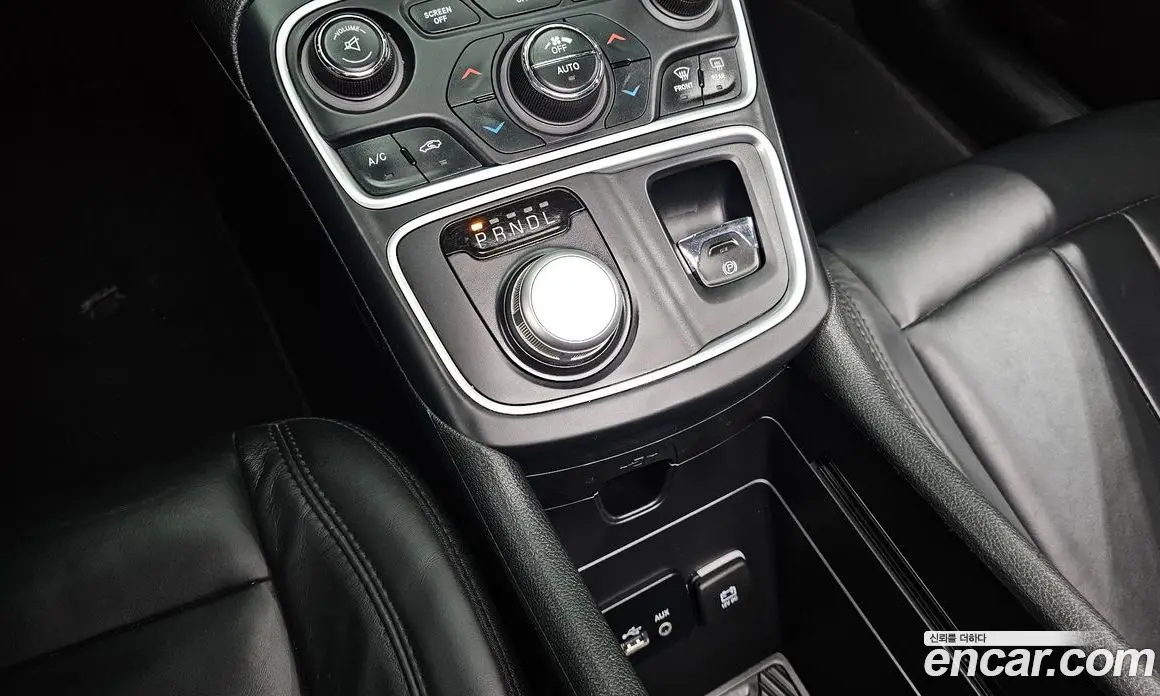 Chrysler 200 2015 2.4 автомат (гидро), фото 9