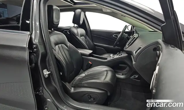 Chrysler 200 2015 2.4 автомат (гидро), миниатюра 10