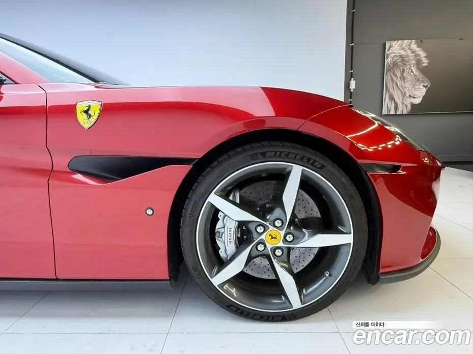 Ferrari Portofino 2021 3.9 автомат (гидро), фото 5 Ferrari Portofino 2021 3.9 автомат (гидро), фото 5