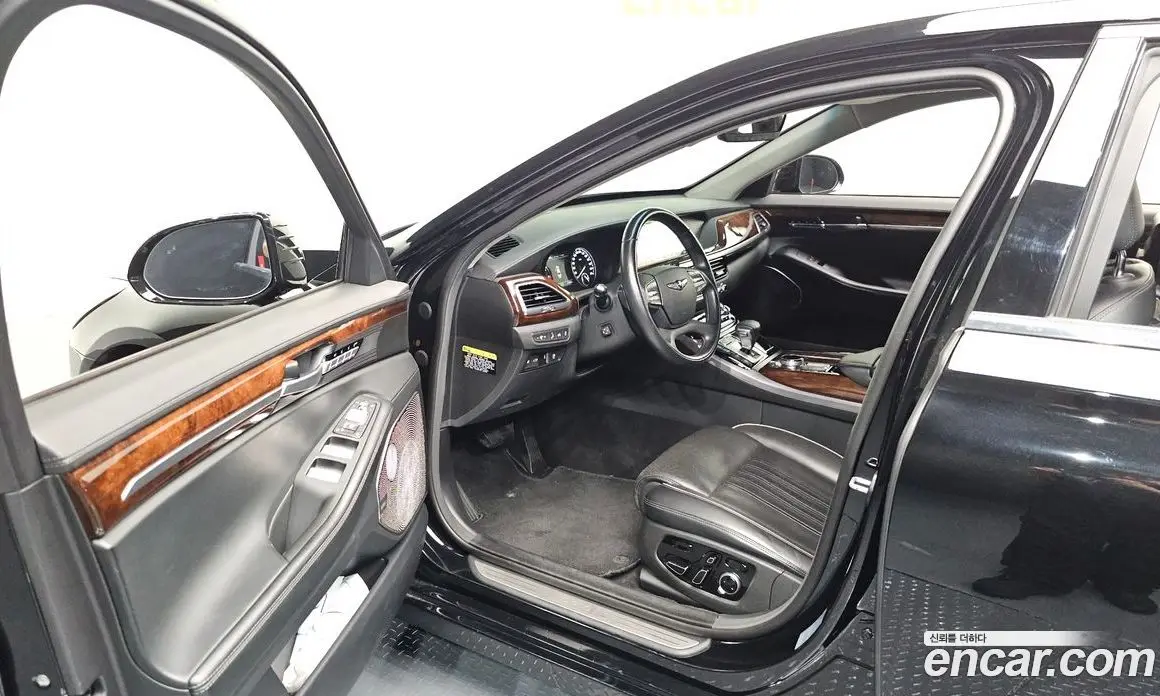 Genesis EQ900 2016 5.0 автомат (гидро), фото 13 Genesis EQ900 2016 5.0 автомат (гидро), фото 13
