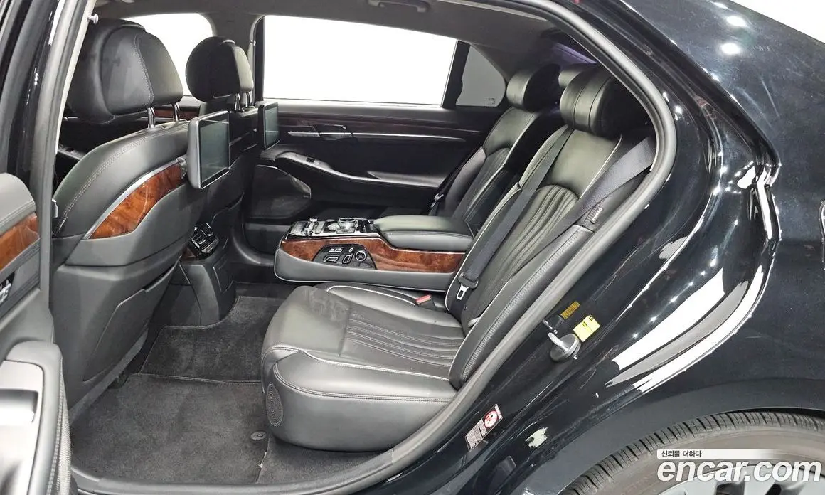 Genesis EQ900 2016 5.0 автомат (гидро), фото 16 Genesis EQ900 2016 5.0 автомат (гидро), фото 16