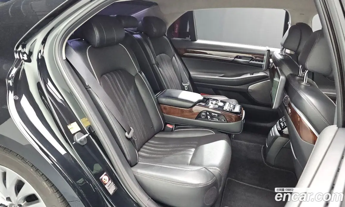Genesis EQ900 2016 5.0 автомат (гидро), фото 18 Genesis EQ900 2016 5.0 автомат (гидро), фото 18