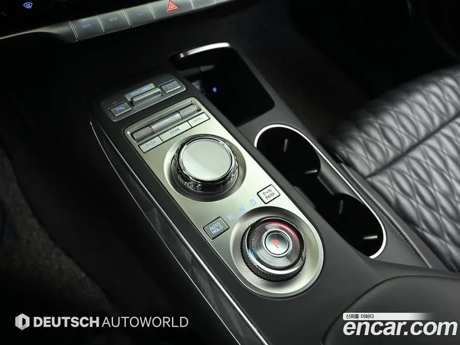 Genesis GV70 2021 2.5 автомат (гидро), фото 14 Genesis GV70 2021 2.5 автомат (гидро), фото 14