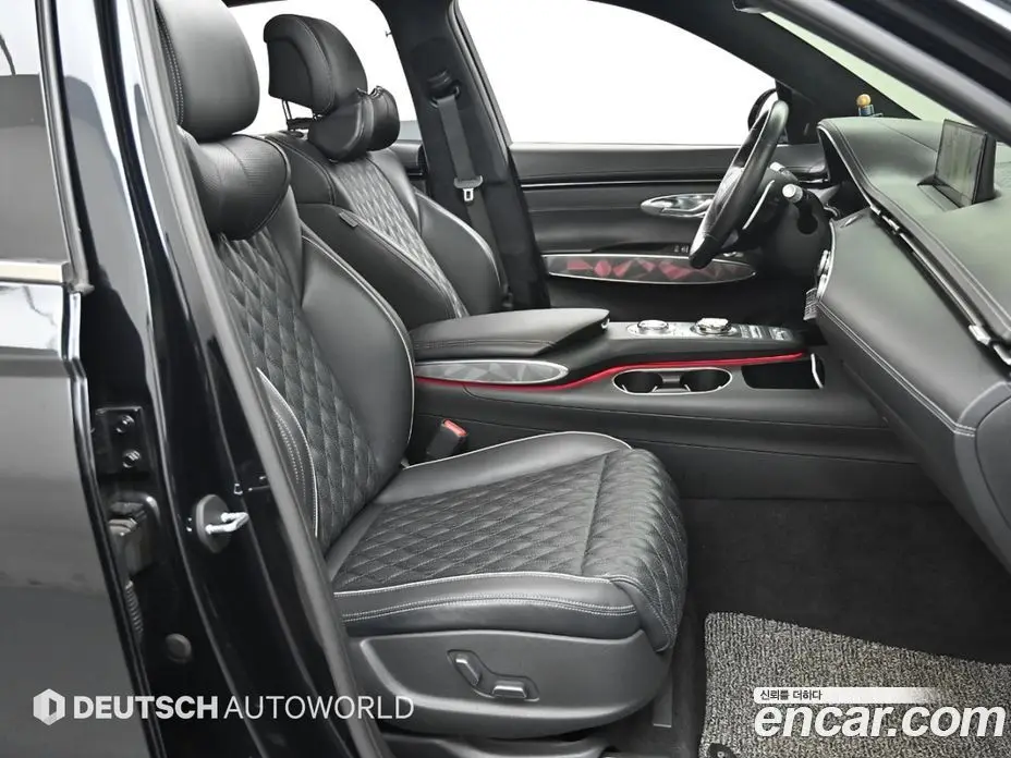 Genesis GV70 2021 2.5 автомат (гидро), фото 6 Genesis GV70 2021 2.5 автомат (гидро), фото 6