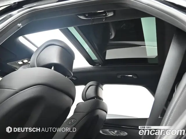 Genesis GV70 2021 2.5 автомат (гидро), миниатюра 9 Genesis GV70 2021 2.5 автомат (гидро), миниатюра 9