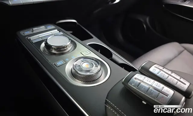 Genesis GV70 2022 2.5 автомат (гидро), миниатюра 12