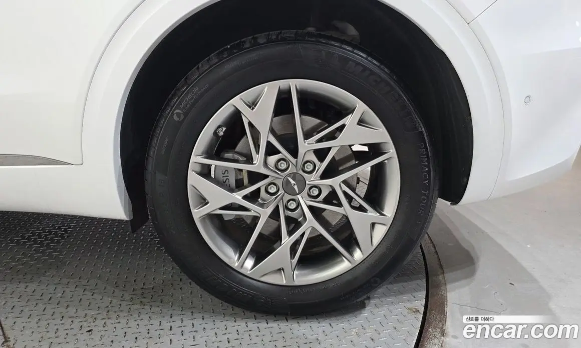 Genesis GV70 2022 2.5 автомат (гидро), фото 7 Genesis GV70 2022 2.5 автомат (гидро), фото 7