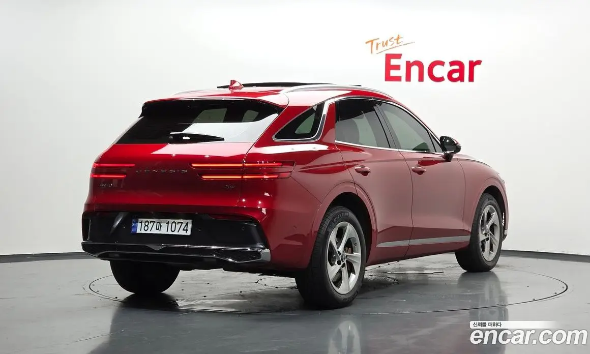 Genesis GV70 2024 3.5 автомат (гидро), фото 2 Genesis GV70 2024 3.5 автомат (гидро), фото 2