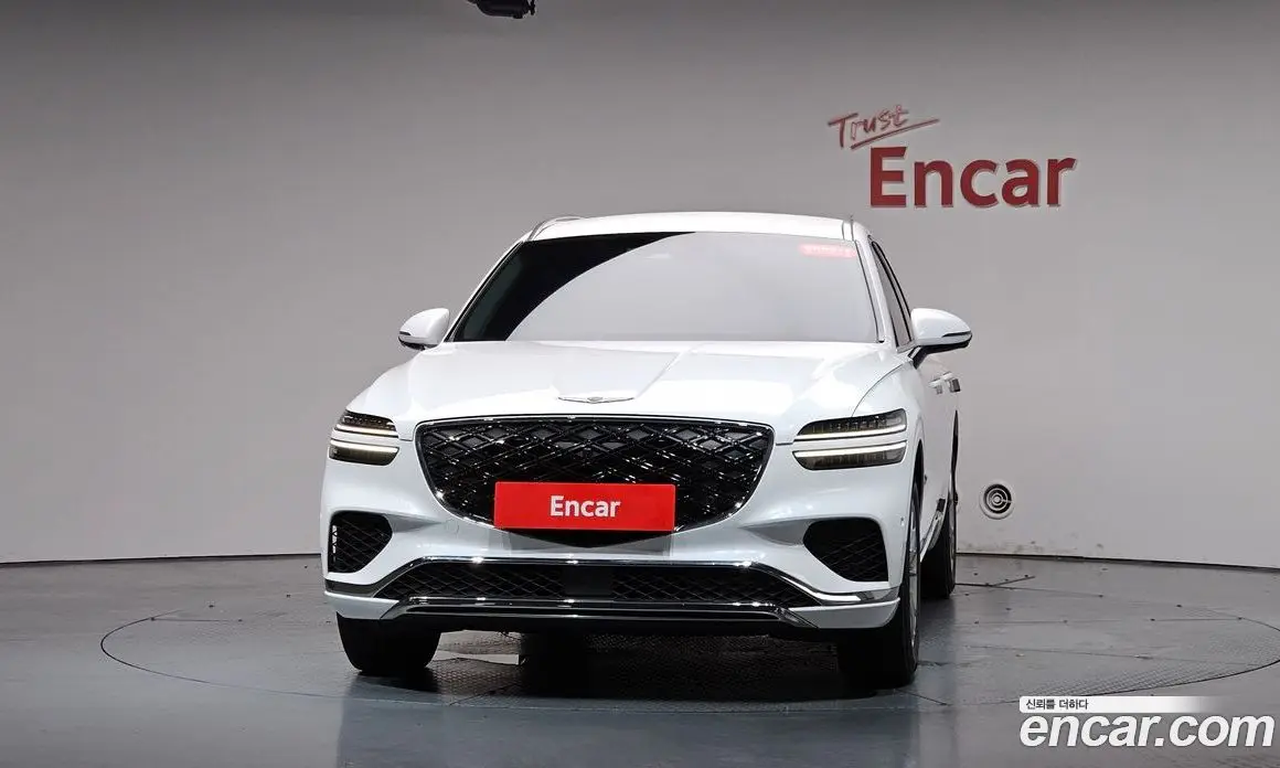 Genesis GV70 2024 2.5 автомат (гидро), фото 2 Genesis GV70 2024 2.5 автомат (гидро), фото 2