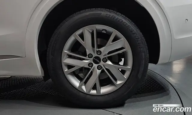 Genesis GV70 2024 2.5 автомат (гидро), миниатюра 6 Genesis GV70 2024 2.5 автомат (гидро), миниатюра 6