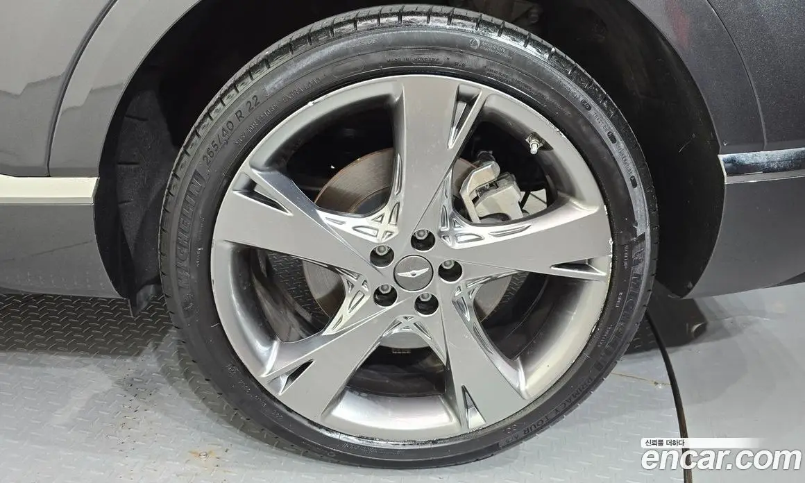 Genesis GV80 2021 2.5 автомат (гидро), фото 7 Genesis GV80 2021 2.5 автомат (гидро), фото 7