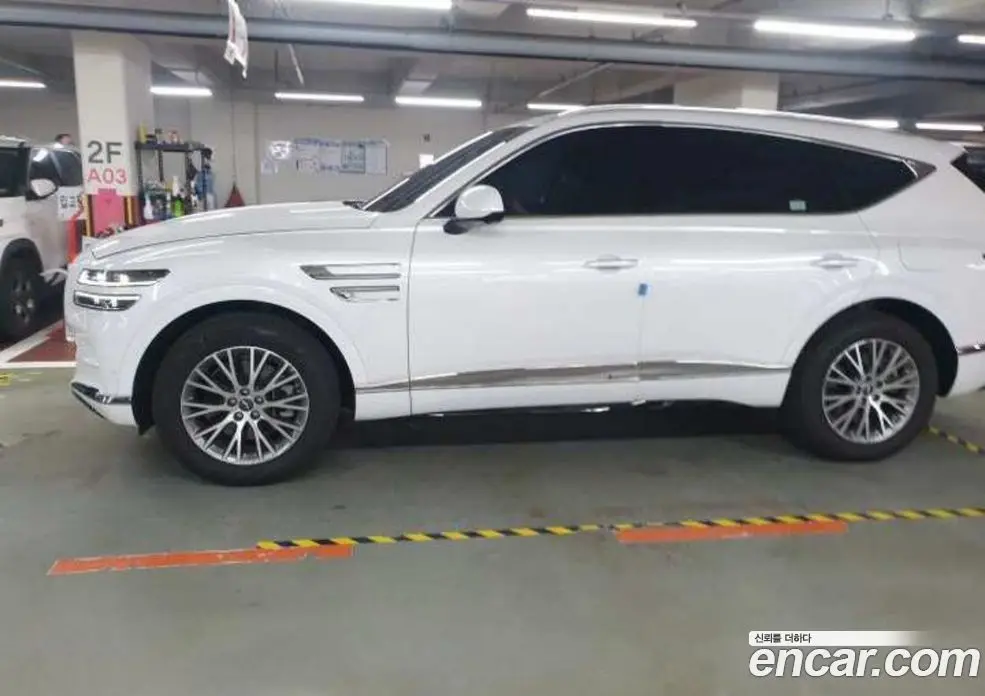 Genesis GV80 2023 2.5 автомат (гидро), фото 5 Genesis GV80 2023 2.5 автомат (гидро), фото 5