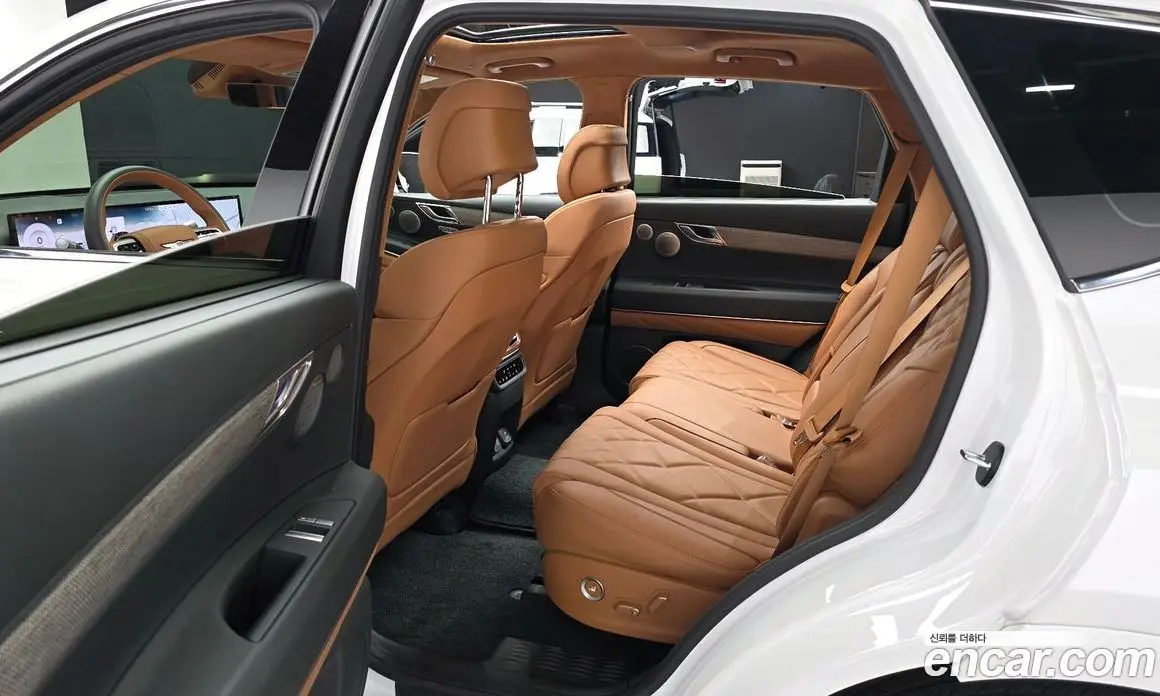 Genesis GV80 2024 2.5 автомат (гидро), фото 12 Genesis GV80 2024 2.5 автомат (гидро), фото 12