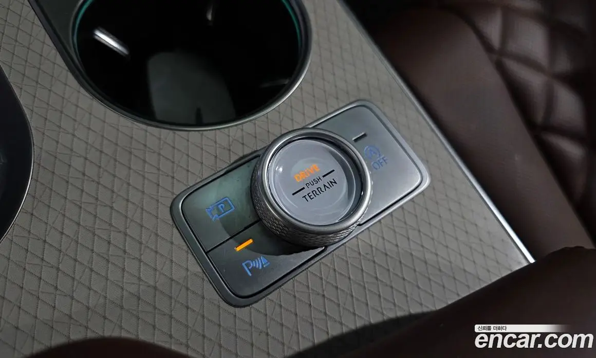 Genesis GV80 2025 2.5 автомат (гидро), фото 28