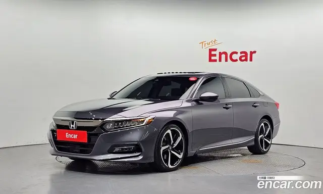 Honda Accord 2019 2.0 автомат (гидро), миниатюра 1 Honda Accord 2019 2.0 автомат (гидро), миниатюра 1