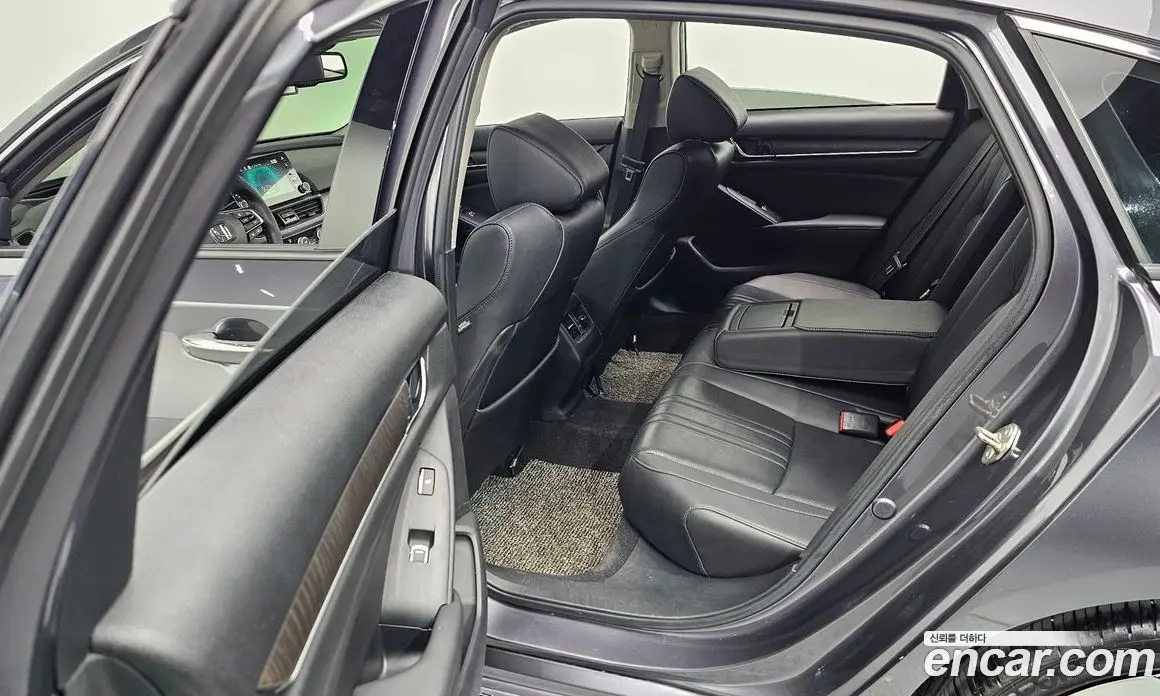 Honda Accord 2019 2.0 автомат (гидро), фото 27 Honda Accord 2019 2.0 автомат (гидро), фото 27