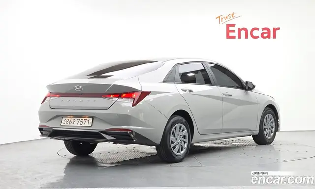 Hyundai Avante 2021 1.6 автомат (гидро), миниатюра 2