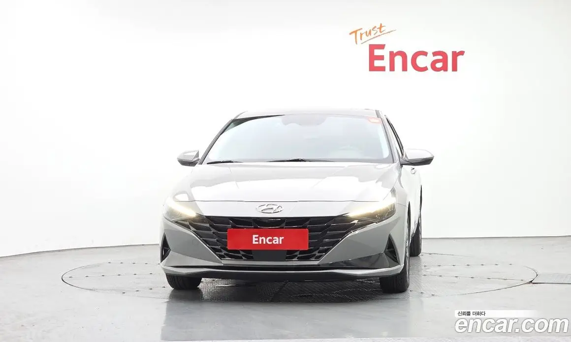 Hyundai Avante 2021 1.6 автомат (гидро), фото 3