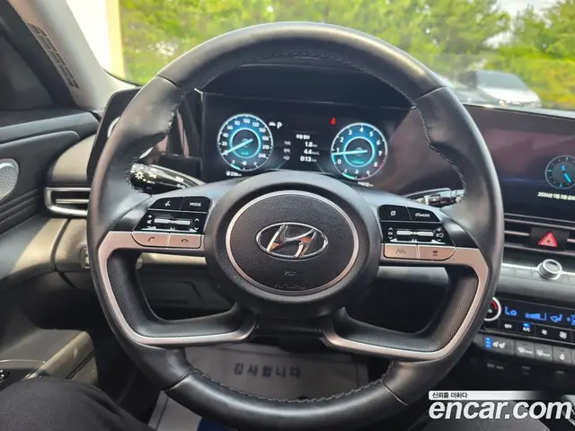 Hyundai Avante 2022 1.6 автомат (гидро), миниатюра 10 Hyundai Avante 2022 1.6 автомат (гидро), миниатюра 10