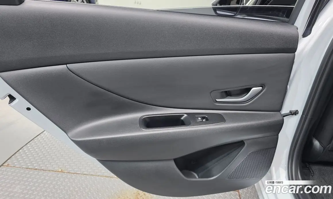 Hyundai Avante 2022 1.6 автомат (гидро), фото 15