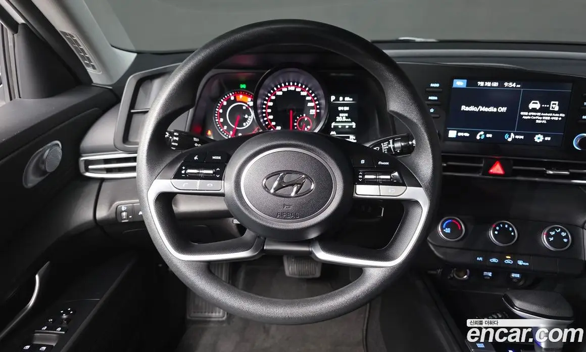 Hyundai Avante 2022 1.6 автомат (гидро), фото 22