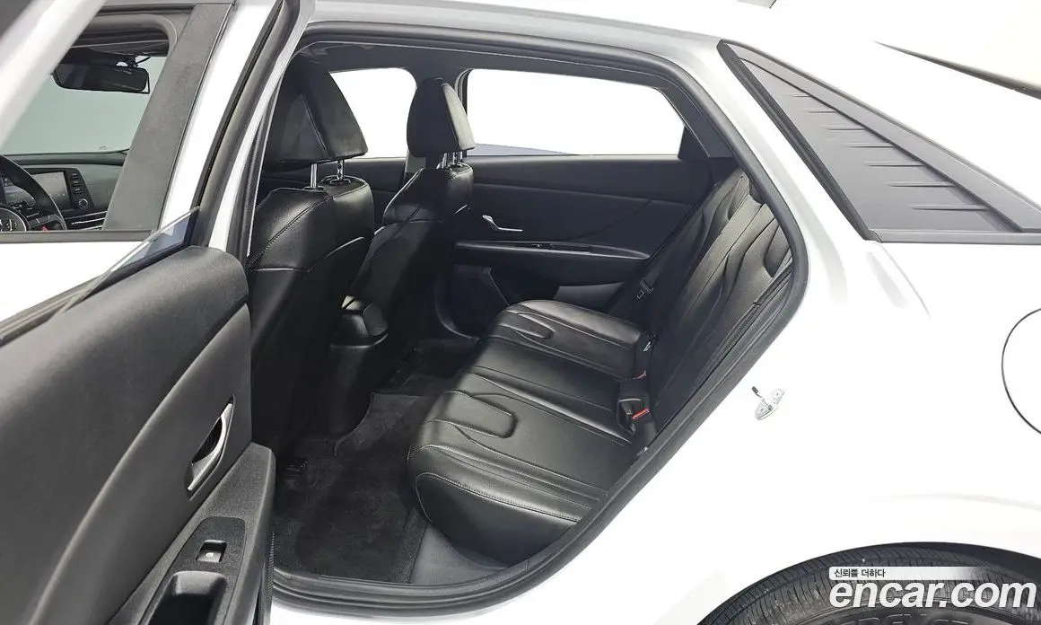 Hyundai Avante 2023 1.6 автомат (гидро), фото 12 Hyundai Avante 2023 1.6 автомат (гидро), фото 12