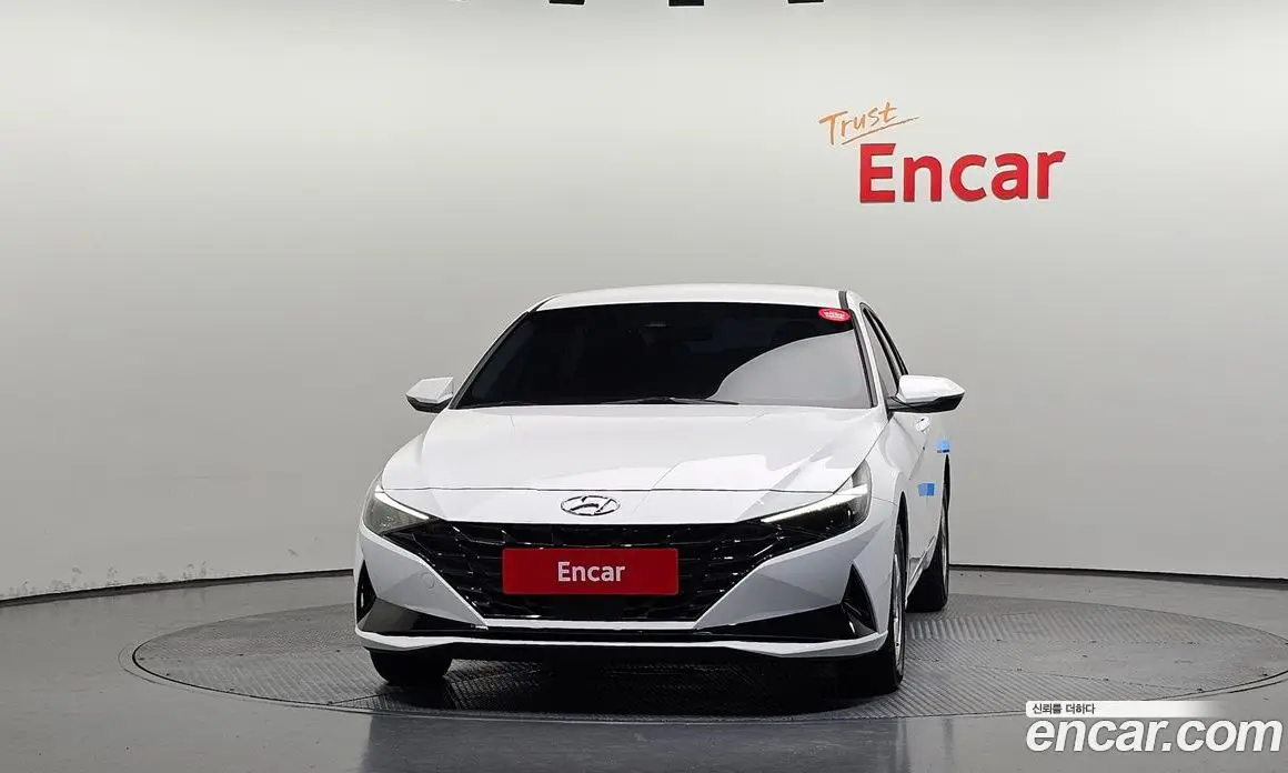 Hyundai Avante 2023 1.6 автомат (гидро), фото 3 Hyundai Avante 2023 1.6 автомат (гидро), фото 3