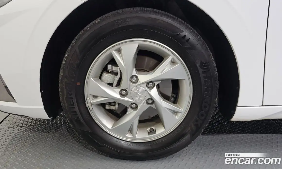 Hyundai Avante 2023 1.6 автомат (гидро), фото 5 Hyundai Avante 2023 1.6 автомат (гидро), фото 5