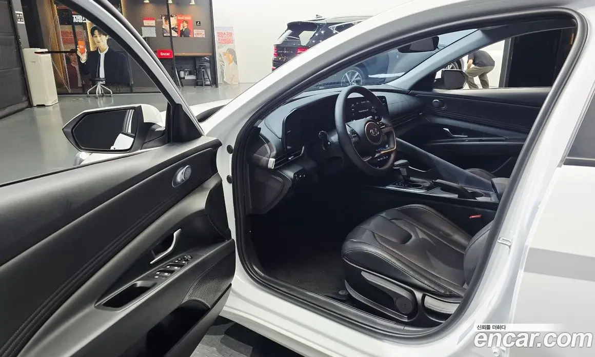 Hyundai Avante 2023 1.6 автомат (гидро), фото 13 Hyundai Avante 2023 1.6 автомат (гидро), фото 13
