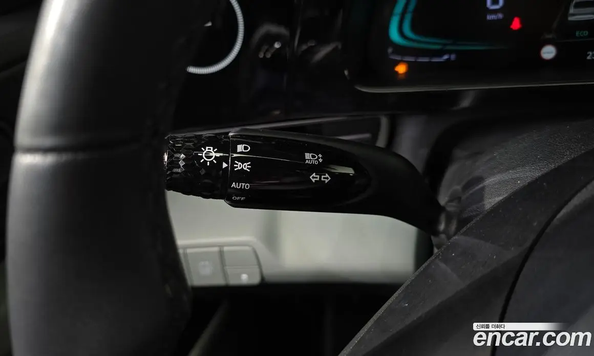 Hyundai Avante 2023 1.6 автомат (гидро), фото 25
