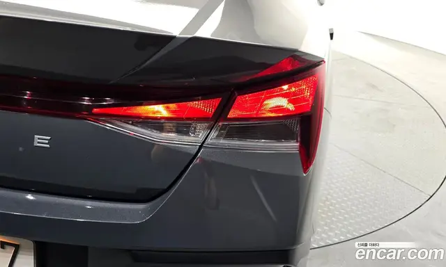 Hyundai Avante 2023 1.6 автомат (гидро), миниатюра 8