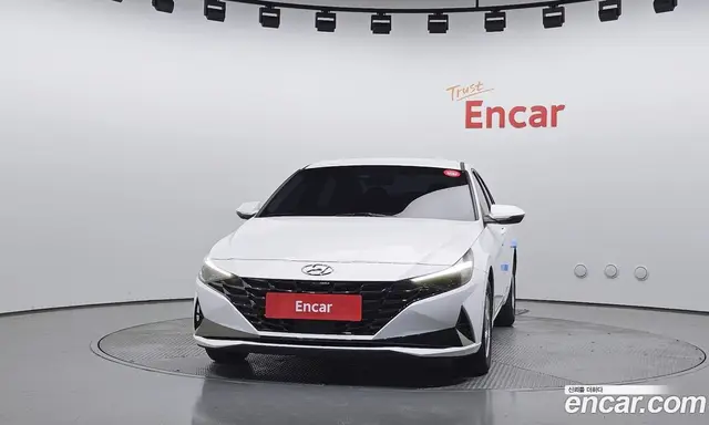 Hyundai Avante 2023 1.6 автомат (гидро), миниатюра 3 Hyundai Avante 2023 1.6 автомат (гидро), миниатюра 3